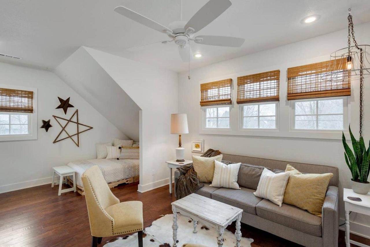 The Sofay Farmhouse - 1 Mile From U Of A - Luxury Amenities Fayetteville Exteriör bild