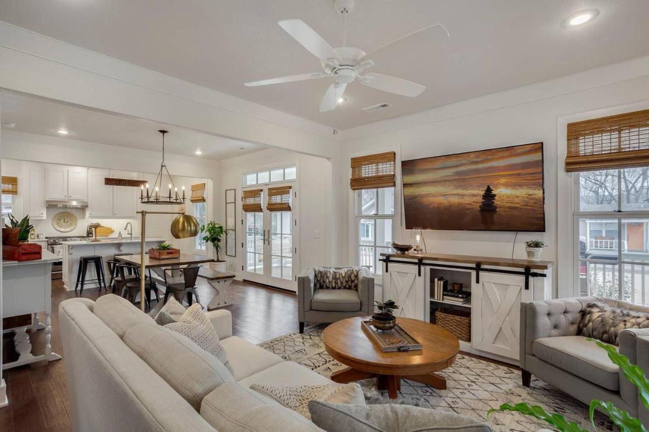 The Sofay Farmhouse - 1 Mile From U Of A - Luxury Amenities Fayetteville Exteriör bild