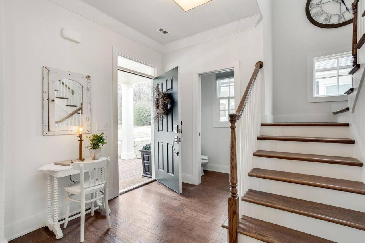 The Sofay Farmhouse - 1 Mile From U Of A - Luxury Amenities Fayetteville Exteriör bild